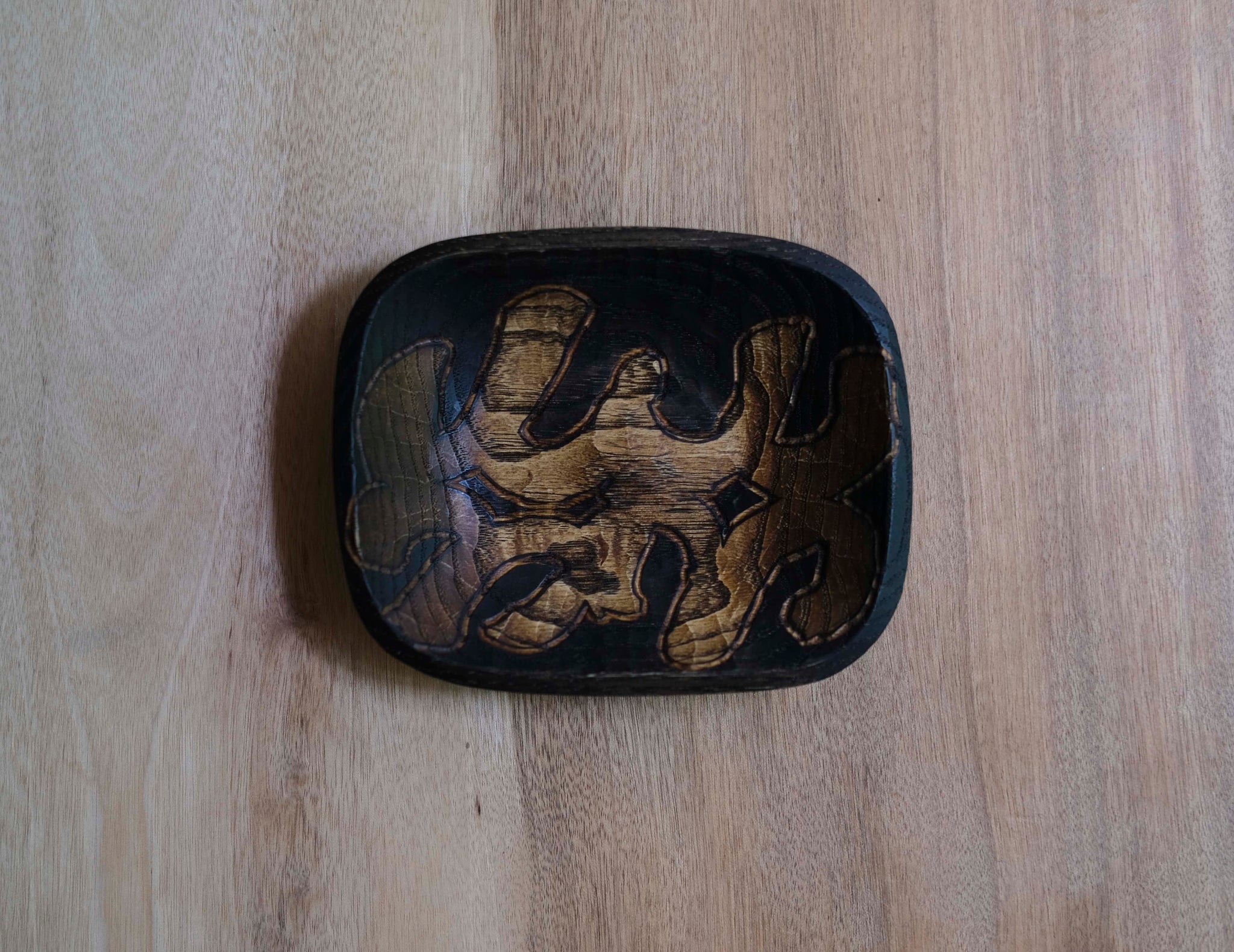 石黒雄大（木工作家） – アピスとドライブ